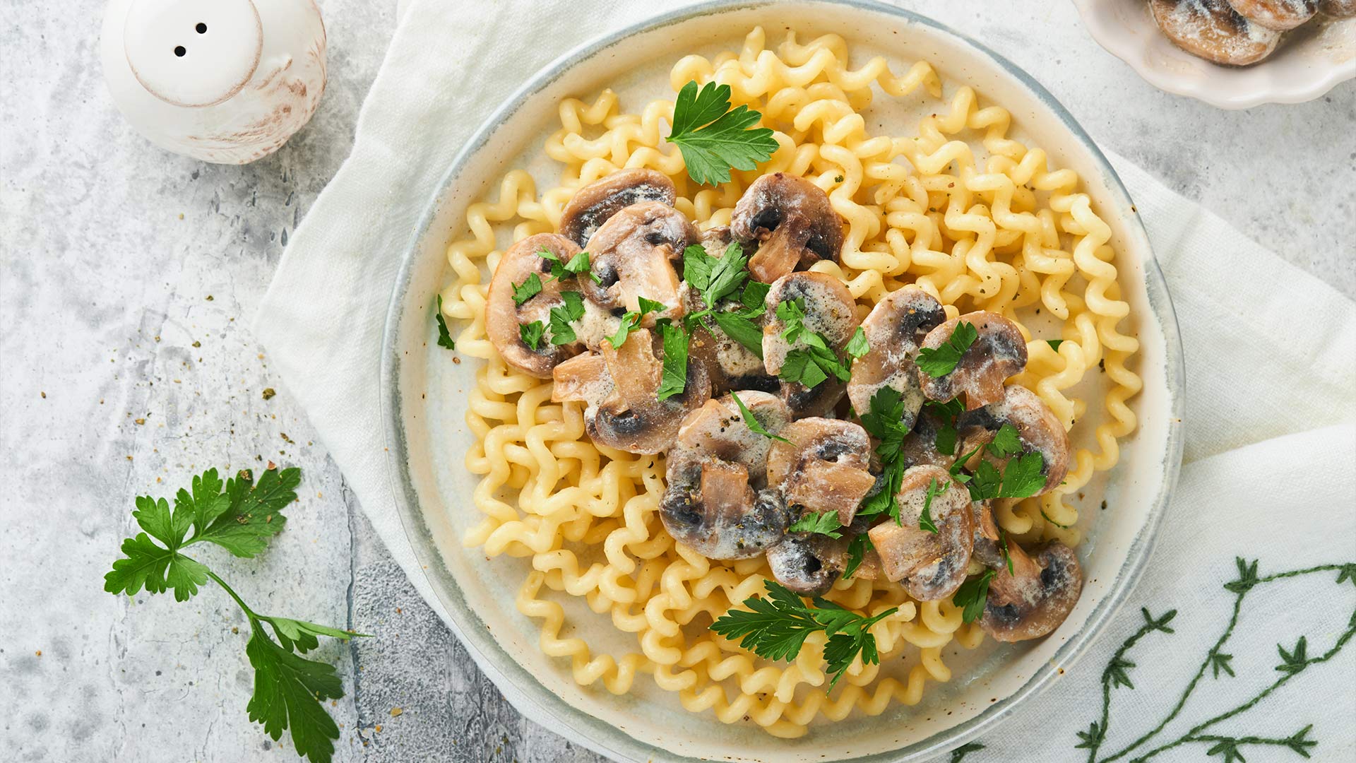 Easy Mushroom Stroganoff for Instant Chef Vibes